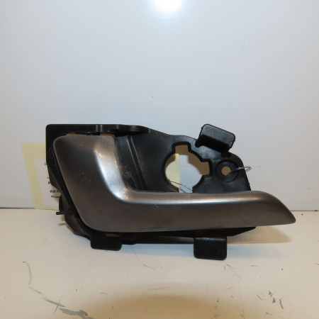Poignee int porte avg occasion KIA RIO III Phase 1 06-2011->... 1.1 CRDI 75ch 826101W010