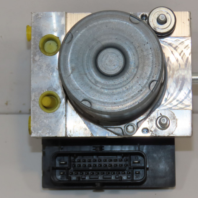 Unité hydraulique ABS occasion LAND ROVER DISCOVERY III phase 1 09-2004->09-2009 3