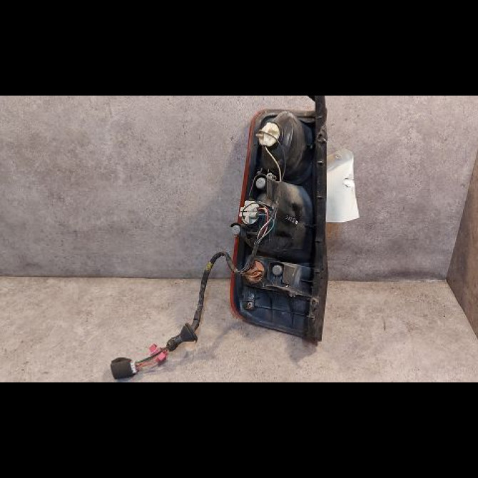 Feu arrière droit occasion HYUNDAI MATRIX Phase 1 09-2001->09-2009 1.5 CRDI 110ch 9240217010 2