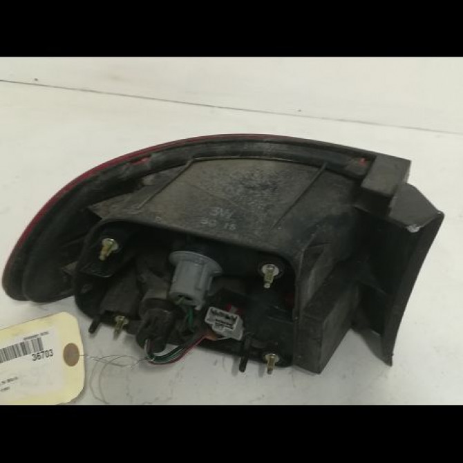 Feu arrière droit occasion HONDA CIVIC IV phase 1 11-1991->04-1996 1.5i 90ch 2