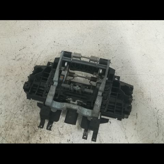 Poignee ext porte avd occasion AUDI A8 II Phase 2 LONG 12-2007->12-2009 4.2 FSI 350ch 4E1837205GGRU 2