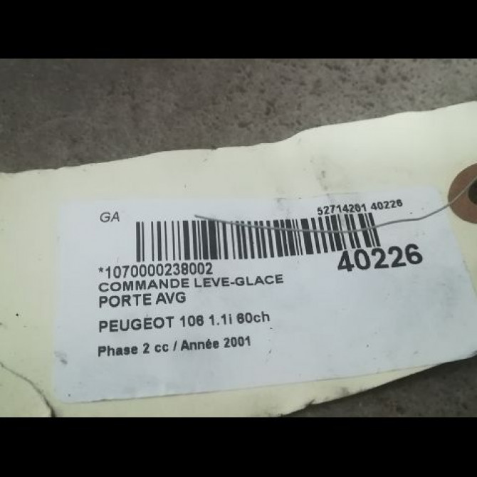 Commande lève-glace porte avant gauche occasion PEUGEOT 106 Phase 2 04-1996->09-2003 1.1i 60ch 6552R4 3