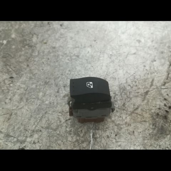 Commande leve-glace porte arrière droite occasion RENAULT LAGUNA II Phase 1 11-2000->03-2005 1.9 DCI 110ch 8200220507 1