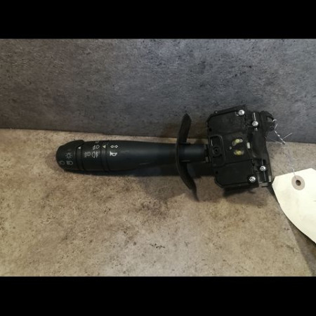 Commande clignotant occasion RENAULT SCENIC I Phase 1 09-1996->08-1999 1.9 DTI 100ch 7701047552