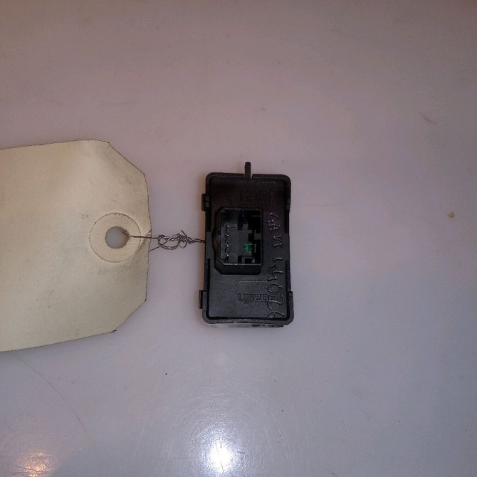 Commande lève-glace porte avant droite occasion ALFA ROMEO MI.TO 156085172 2