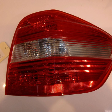 Feu arrière droit occasion MERCEDES CLASSE M II phase 2 09-2008->06-2011
