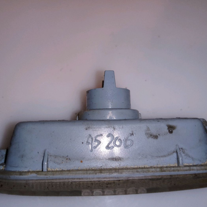 Répétiteur aile gauche occasion VOLKSWAGEN POLO III Phase 2 11-1999->12-2001 1.4 TDI 75ch 1J5949117A 3