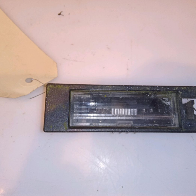 Eclaireur plaque de police g occasion OPEL CORSA IV Phase 2 01-2011->03-2015 13251936 1