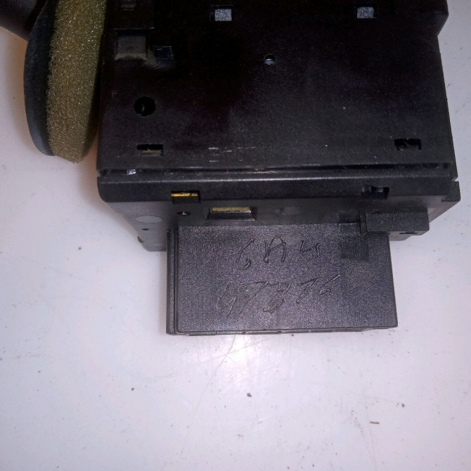 Commande essuie glace occasion PEUGEOT 206 Phase 1 09-1998->03-2009 1.4i 4