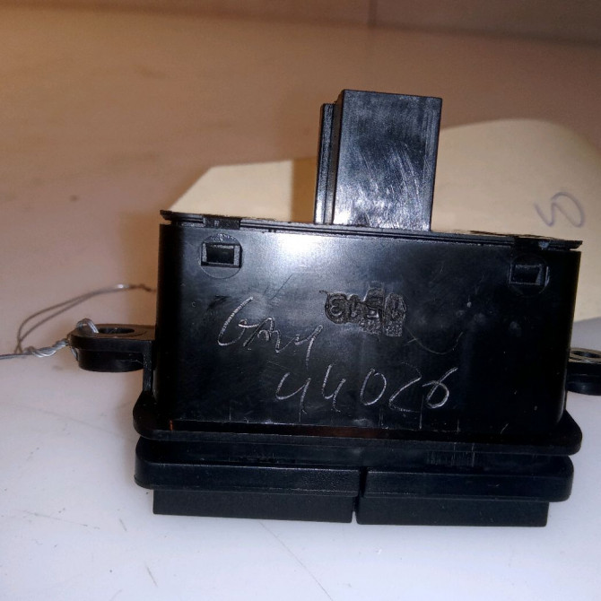 Bouton de warning occasion ALFA ROMEO MI.TO 156087359 3