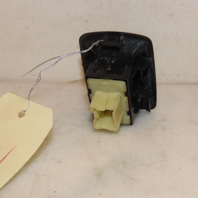 Commande leve-glace porte arrière droite occasion DACIA SANDERO II Phase 1 10-2012->... 1.5 DCI 90ch 2