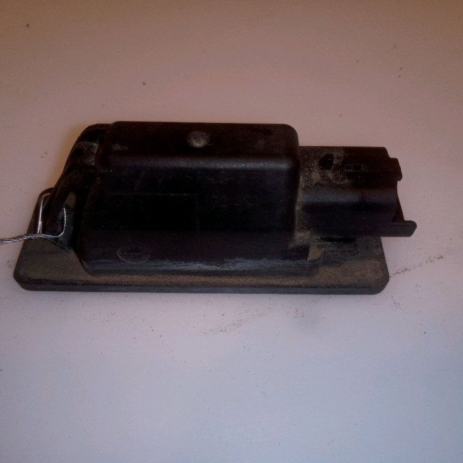 Eclaireur plaque de police g occasion CITROEN C4 PICASSO I Phase 1 01-2007->10-2013 1.6 HDi 16v 110ch 6340G9 2