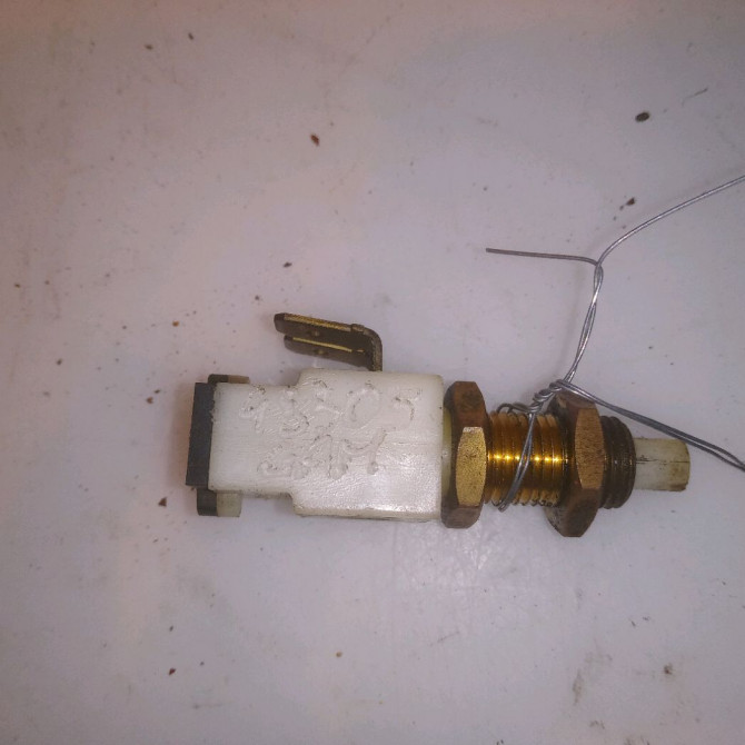 occasion PEUGEOT 205 Phase 1 03-1983->07-1987 1.4i 60ch 453404 3