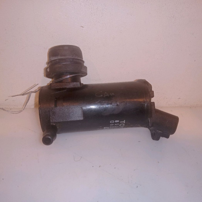 Pompe lave-glace avant occasion TOYOTA RAV4 II Phase 1 07-2000->10-2003 115 D-4D 8533033020 4