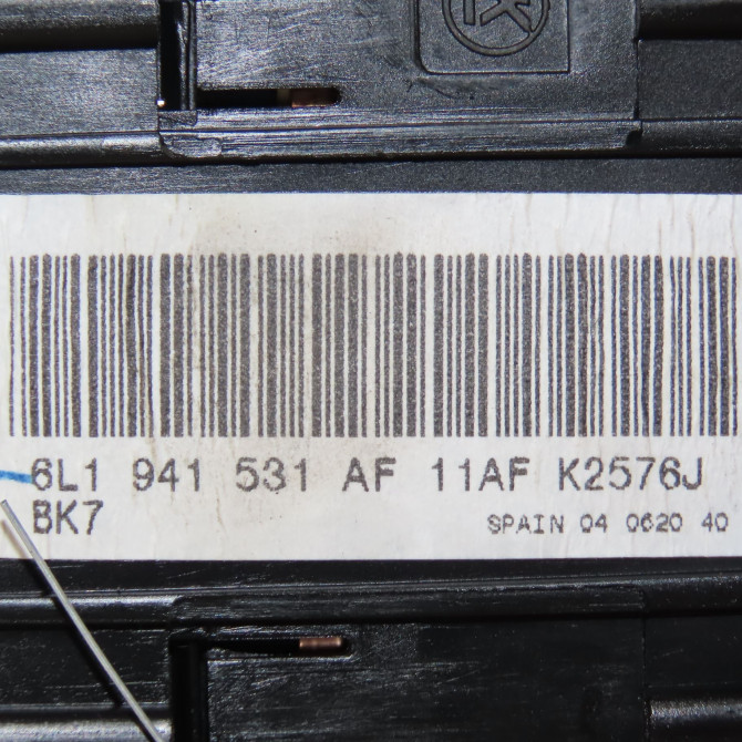 Interrupteur commande de phares occasion SEAT CORDOBA II Phase 1 10-2002->05-2009 1.4 16v 100ch 6L1941531AF20H 3