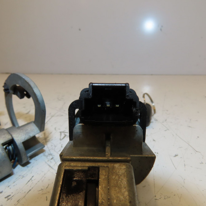 Kit serrures + antivol occasion PEUGEOT 807 Phase 1 06-2002->12-2014 2.0 HDI 16v 136ch 4162TE 2