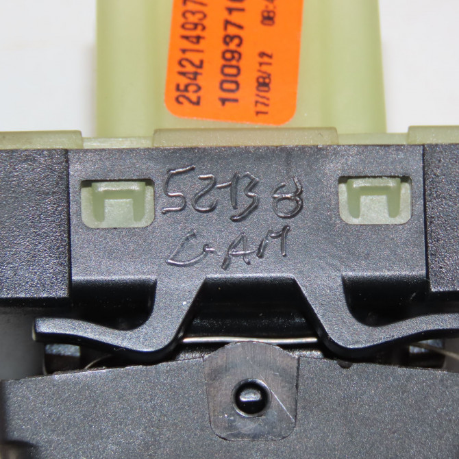 Commande lève-glace porte avant gauche occasion DACIA SANDERO II Phase 1 10-2012->... 0.9 TCE 90ch 4