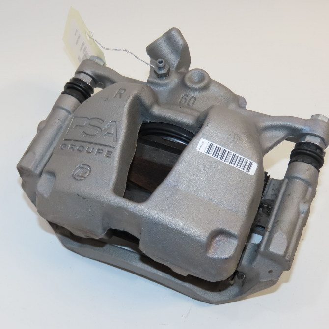 Etrier de frein avant droit occasion CITROEN C5 AIRCROSS 1647880080 1