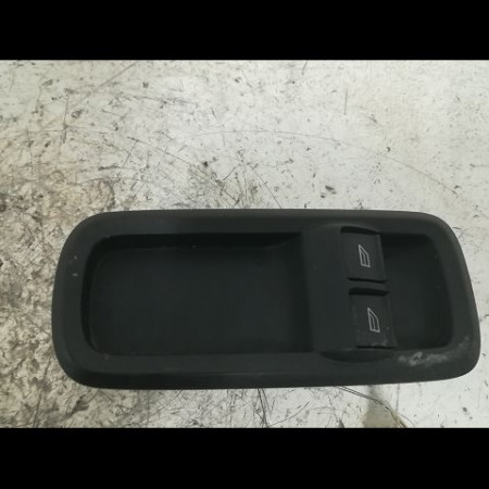 Commande lève-glace porte avant gauche occasion FORD FIESTA VI Phase 1 10-2008->11-2012 1.4 TDCI 68ch