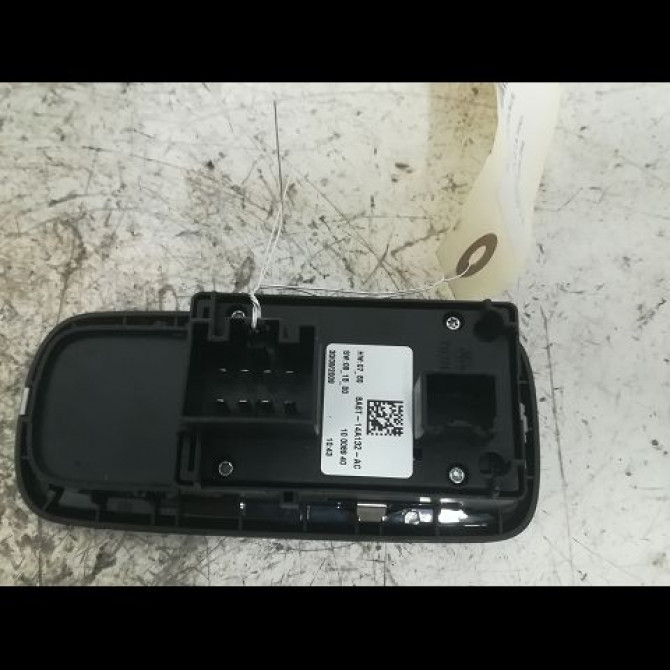 Commande lève-glace porte avant gauche occasion FORD FIESTA VI Phase 1 10-2008->11-2012 1.4 TDCI 68ch 2