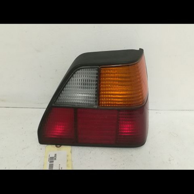 Feu arrière droit occasion VOLKSWAGEN GOLF II Phase 1 01-1984->06-1992 1.8i 90ch 1