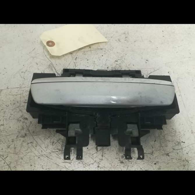 Poignee ext porte arg occasion AUDI A8 II Phase 2 LONG 12-2007->12-2009 4.2 FSI 350ch 4E0839205GGRU 1