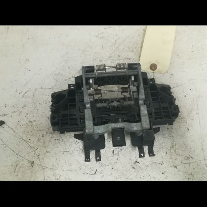 Poignee ext porte arg occasion AUDI A8 II Phase 2 LONG 12-2007->12-2009 4.2 FSI 350ch 4E0839205GGRU 2