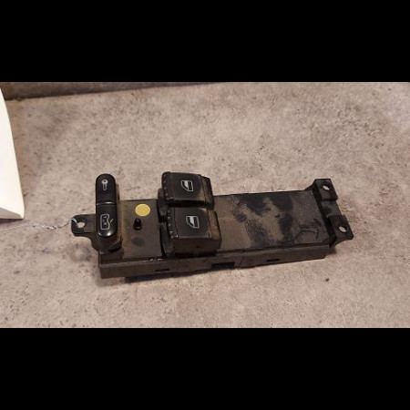 Commande lève-glace porte avant gauche occasion VOLKSWAGEN PASSAT IV Phase 2 10-2000->03-2005 1.9 TDI 100ch 1J4959857D
