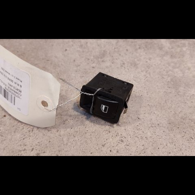 Commande leve-glace porte arrière gauche occasion B.M.W. SERIE 3 IV Phase 2 09-2001->03-2005 320d 1