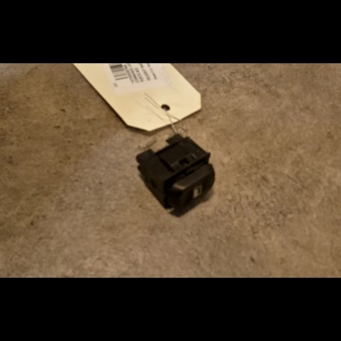 Commande lève-glace porte avant droite occasion PEUGEOT PARTNER I Phase 2 11-2002->05-2008 1.6 HDI 90ch 1