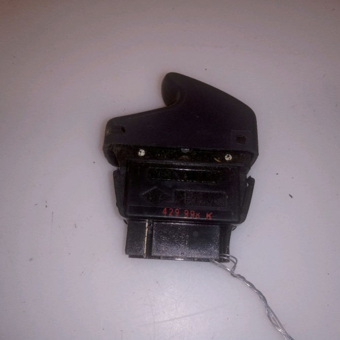 Commande lève-glace porte avant droite occasion RENAULT MEGANE I Phase 2 03-1999->06-2003 1.9 DCI 2