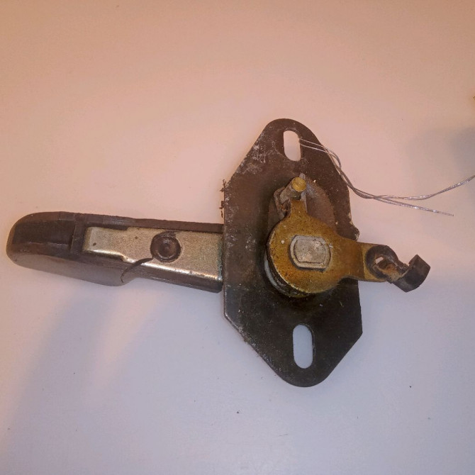 Poignee int porte avg occasion CITROEN C15 Phase 1 07-1987->06-1996 1.8 D 95505200ZJ 2