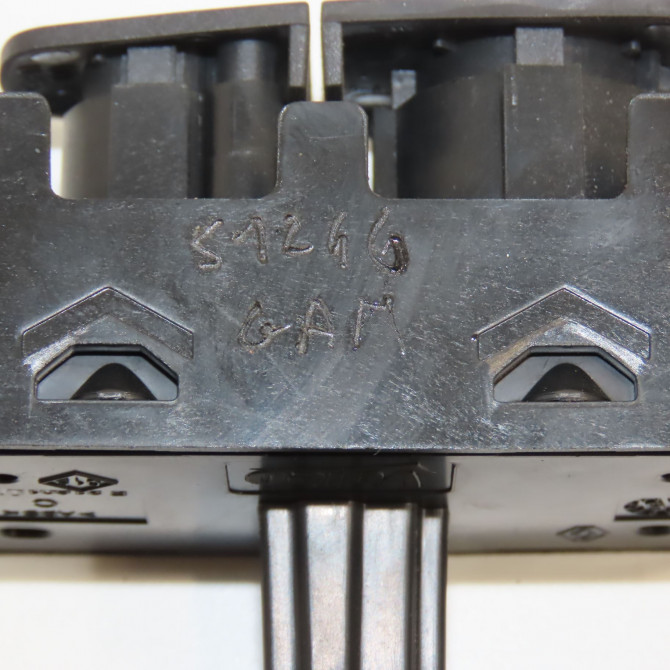 Bouton de warning occasion DACIA SANDERO II Phase 1 10-2012->... 1.5 DCI 90ch 252905668R 3