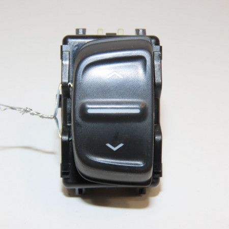 Commande lève-glace porte avant gauche occasion DACIA SANDERO II Phase 1 10-2012->... 1.5 DCI 90ch