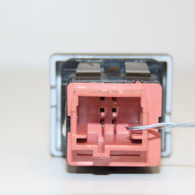 Bouton de warning occasion CITROEN C4 PICASSO II Phase 1 04-2013->... 1.6 e-HDi 8v 115ch 96781018ZD 2