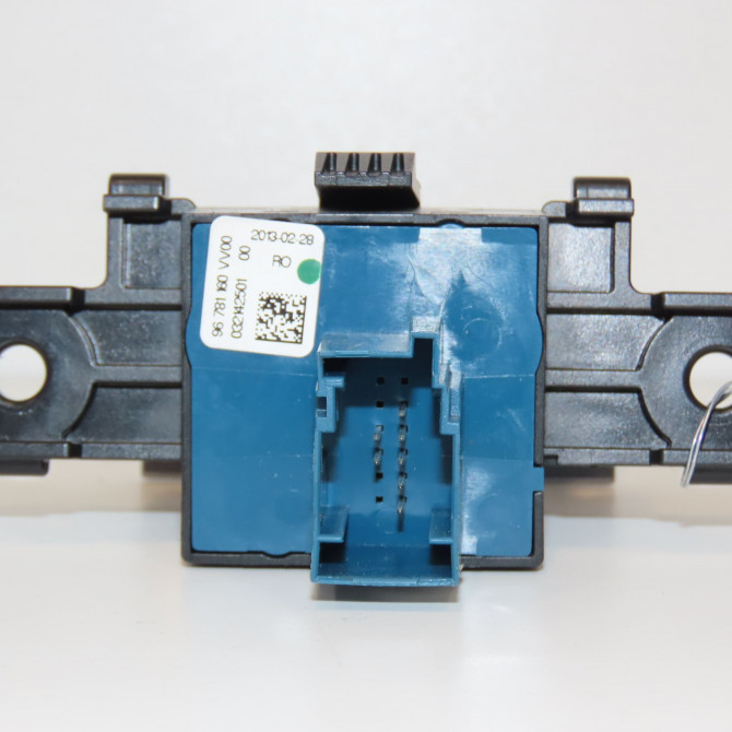 Interrupteur commande de frein a main occasion CITROEN C4 PICASSO II Phase 1 04-2013->... 1.6 e-HDi 8v 115ch 2