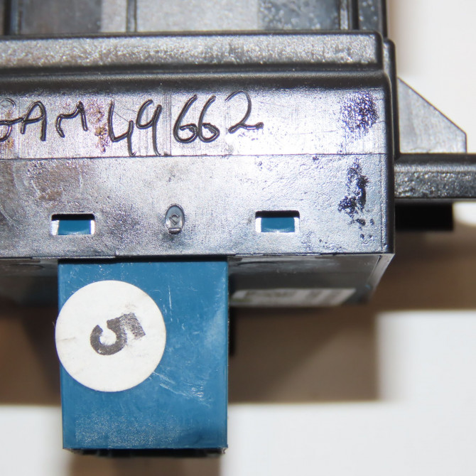 Interrupteur commande de frein a main occasion CITROEN C4 PICASSO II Phase 1 04-2013->... 1.6 e-HDi 8v 115ch 4