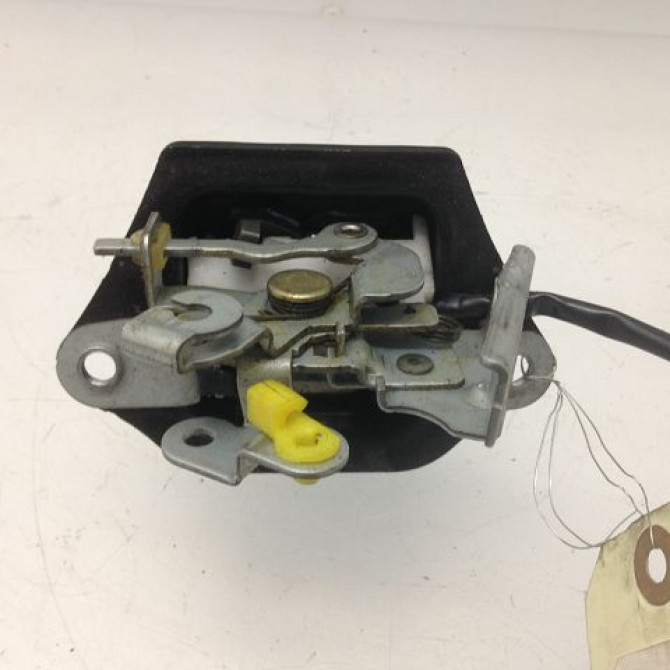 Serrure hayon occasion NISSAN ALMERA TINO Phase 1 07-2000->04-2003 2.2 VDI 905024U100 2