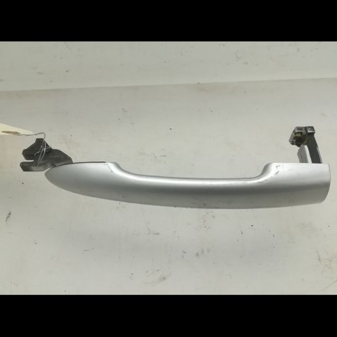 Poignee ext porte avg occasion RENAULT SCENIC II Phase 1 03-2004->09-2006 7701474437 1