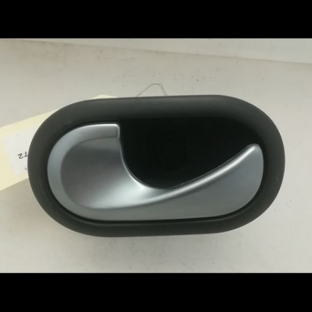 Poignee int porte arg occasion RENAULT CLIO III Phase 2 03-2009->12-2014 1.5 DCI 90ch 8201053836