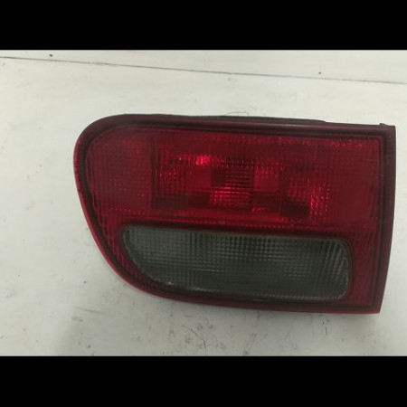 Feu arrière interieur gauche occasion HONDA CIVIC IV phase 1 11-1991->04-1996 1.5i 90ch