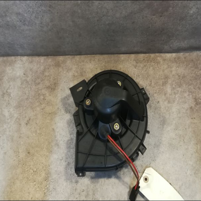 Ventilateur de chauffage occasion OPEL CORSA III Phase 2 08-2003->09-2006 1.2i 16v 75ch 24436989 2