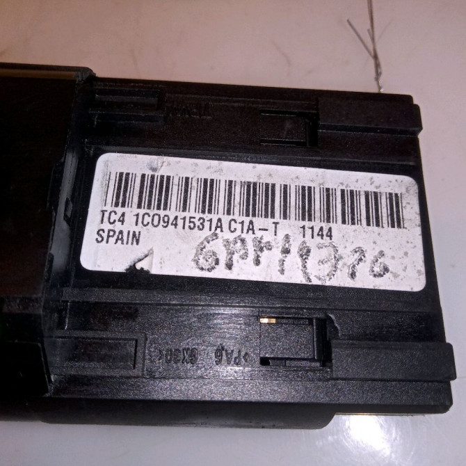 Interrupteur commande de phares occasion VOLKSWAGEN PASSAT IV Phase 2 10-2000->03-2005 1.9 TDI 130ch 1C0941531A20H 3