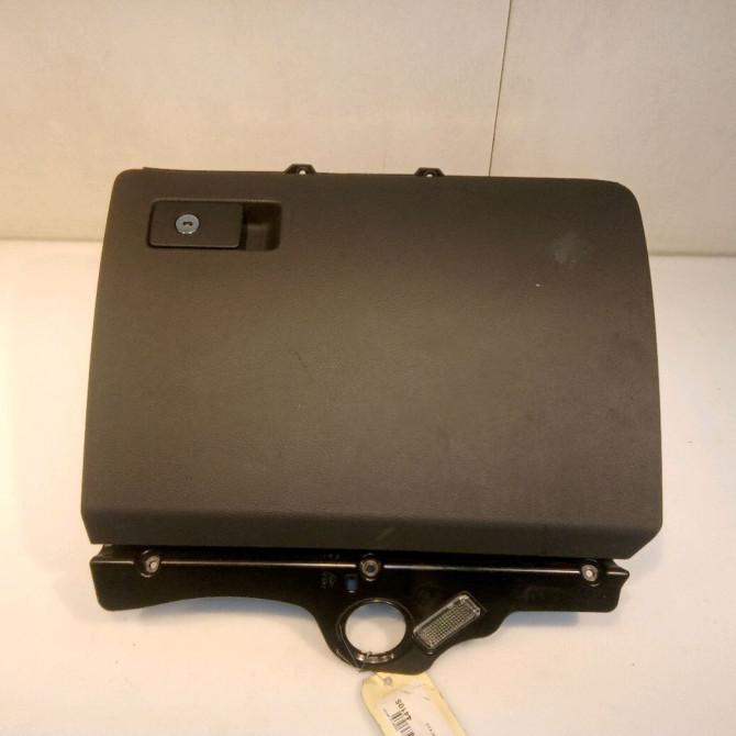 Boite à gants occasion VOLKSWAGEN PASSAT V Phase 1 04-1995->04-1999 2.0 TDI 140ch 3C1857114E9B9 1