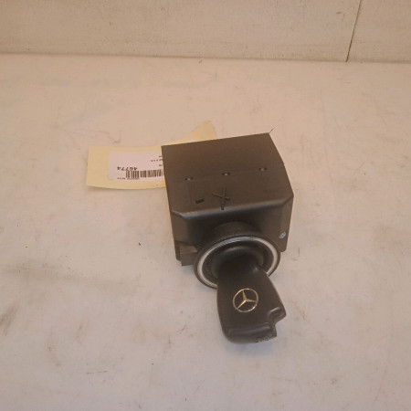 Lecteur de carte occasion MERCEDES CLASSE A II Phase 1 12-2004->04-2008 A 180 CDI