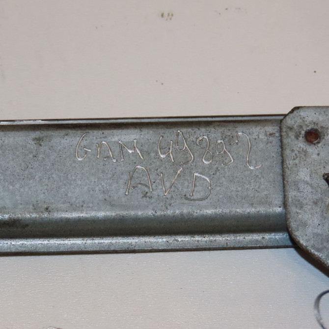 Mecanisme + moteur lève-glace avant droit occasion RENAULT TRAFIC II Phase 1 10-2001->08-2006 1.9 DCI 100ch 7700311821 4