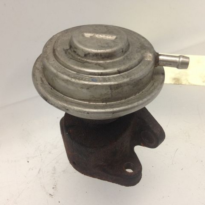 Vanne EGR occasion VOLKSWAGEN PASSAT IV Phase 2 10-2000->03-2005 2.5 TDI V6 150ch 2