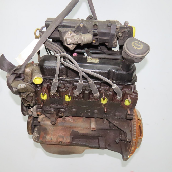 Moteur essence occasion FORD FIESTA IV Phase 2 09-1999->09-2002 1.3i 1149977 3