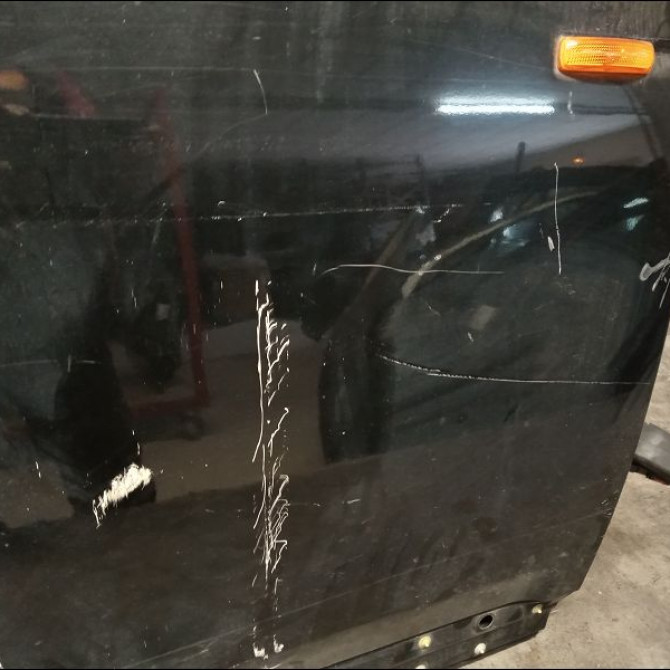 Porte avant droite occasion LAND ROVER DISCOVERY III Phase 1 04-1995->04-1999 2.7 TD 190ch 2