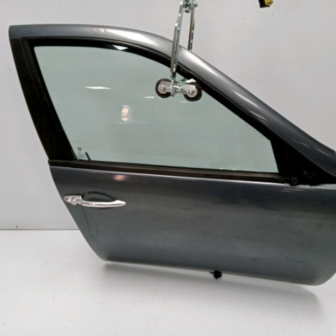 Porte avant droite occasion ALFA ROMEO 156 60666235 1